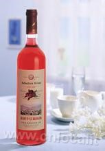 Yong Cheng dry red bayberry wine